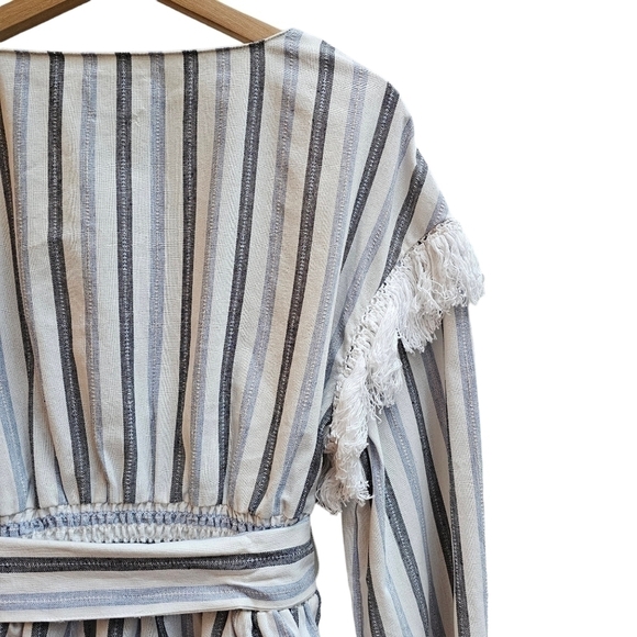 Saylor Linen Blend Jil Top with Belt and Fringe Detail, Size Medium - Picture 8 of 11